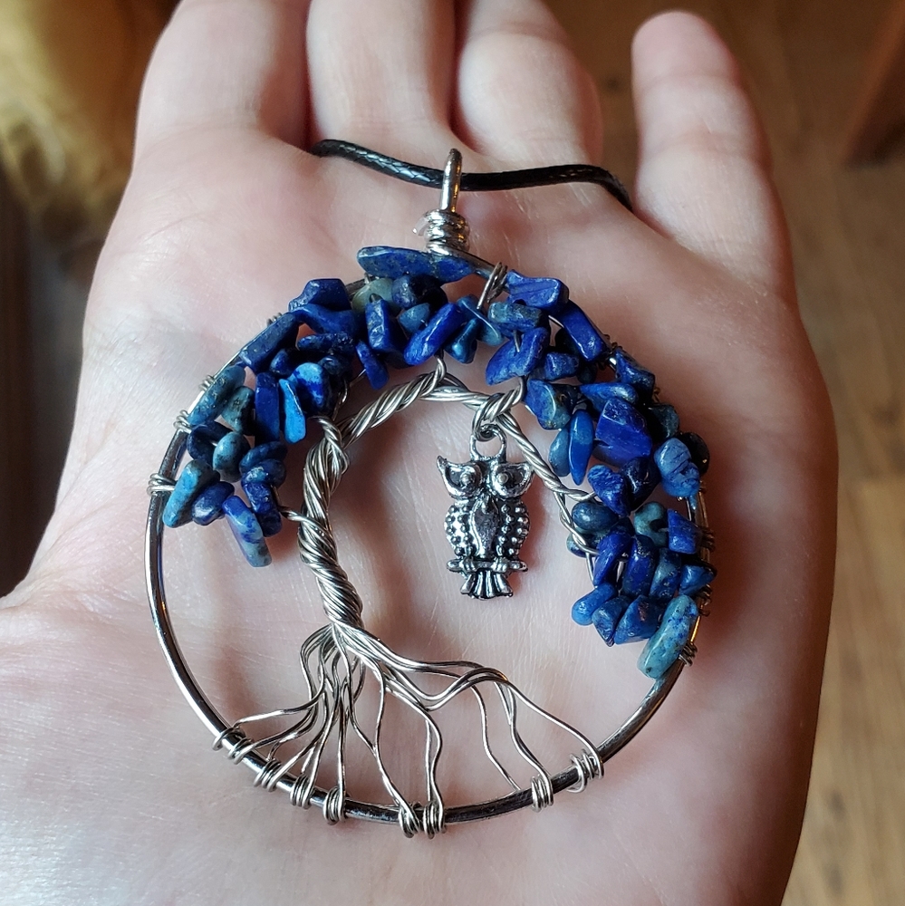 NWOT Lapis Lazulli Owl Tree of Life Necklace - Picture 5 of 7